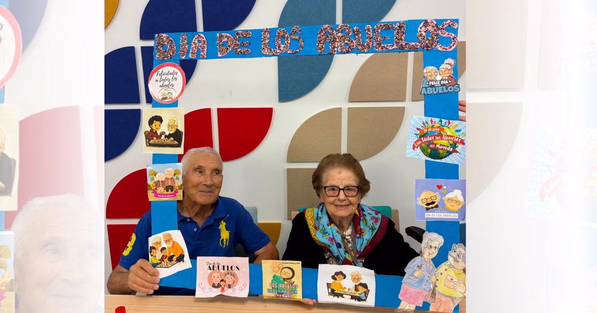 Celebración del Día de los Abuelos con los residentes de Longea Grupo Aconser